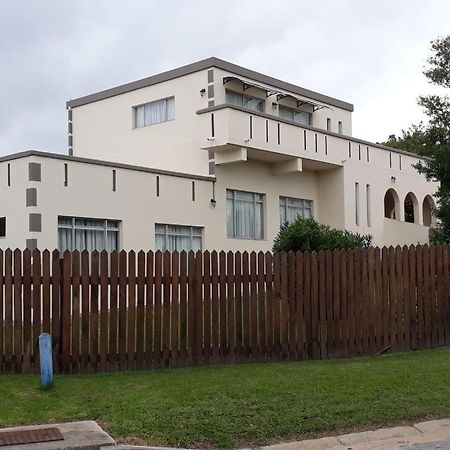 Kasteel B&B Plettenberg Bay Exterior photo